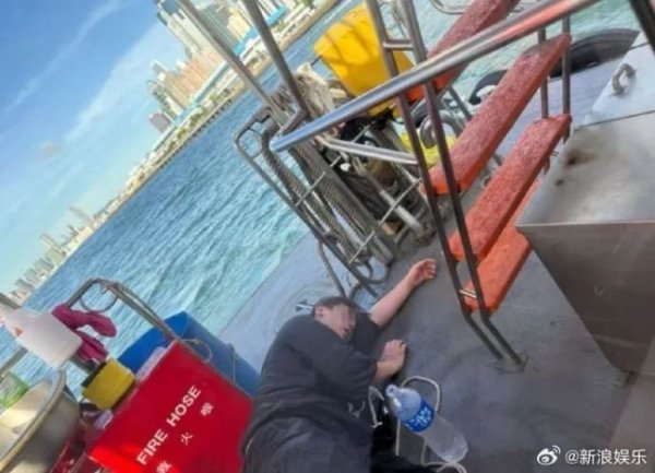 倍悦网配资 姜涛坠海现场图曝光 不慎落水后报平安